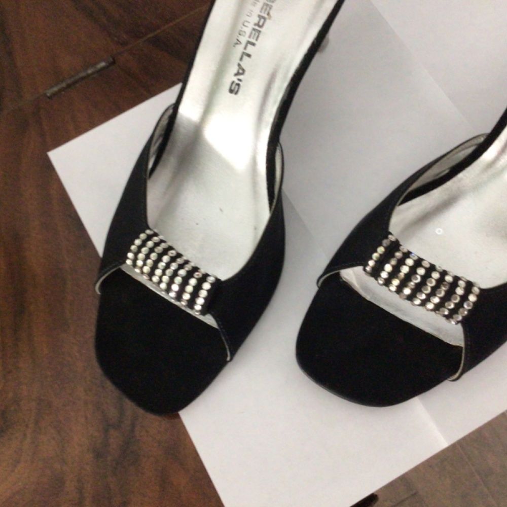 Peau de soie backless shoes with clear heels - Picture 4 of 5